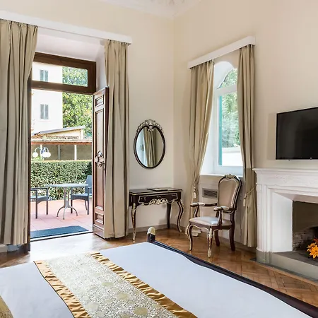 Royal 4* Φλωρεντία