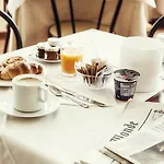 Royal فندق 4*