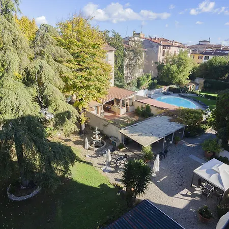 Hotel Royal 4*