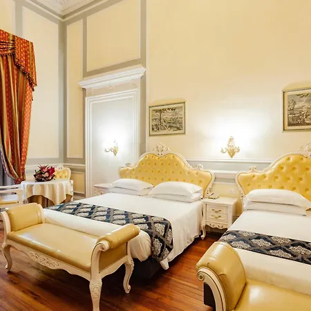 Hotel Royal