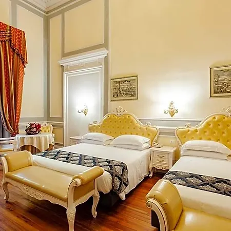 Hotel Royal